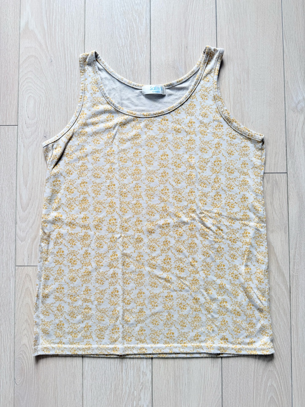 Sally’s Japanese Brand Sleeveless Floral-Print Tank Top in Yellow